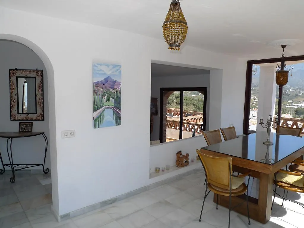 Balcon De Punta Lara Villa Nerja
